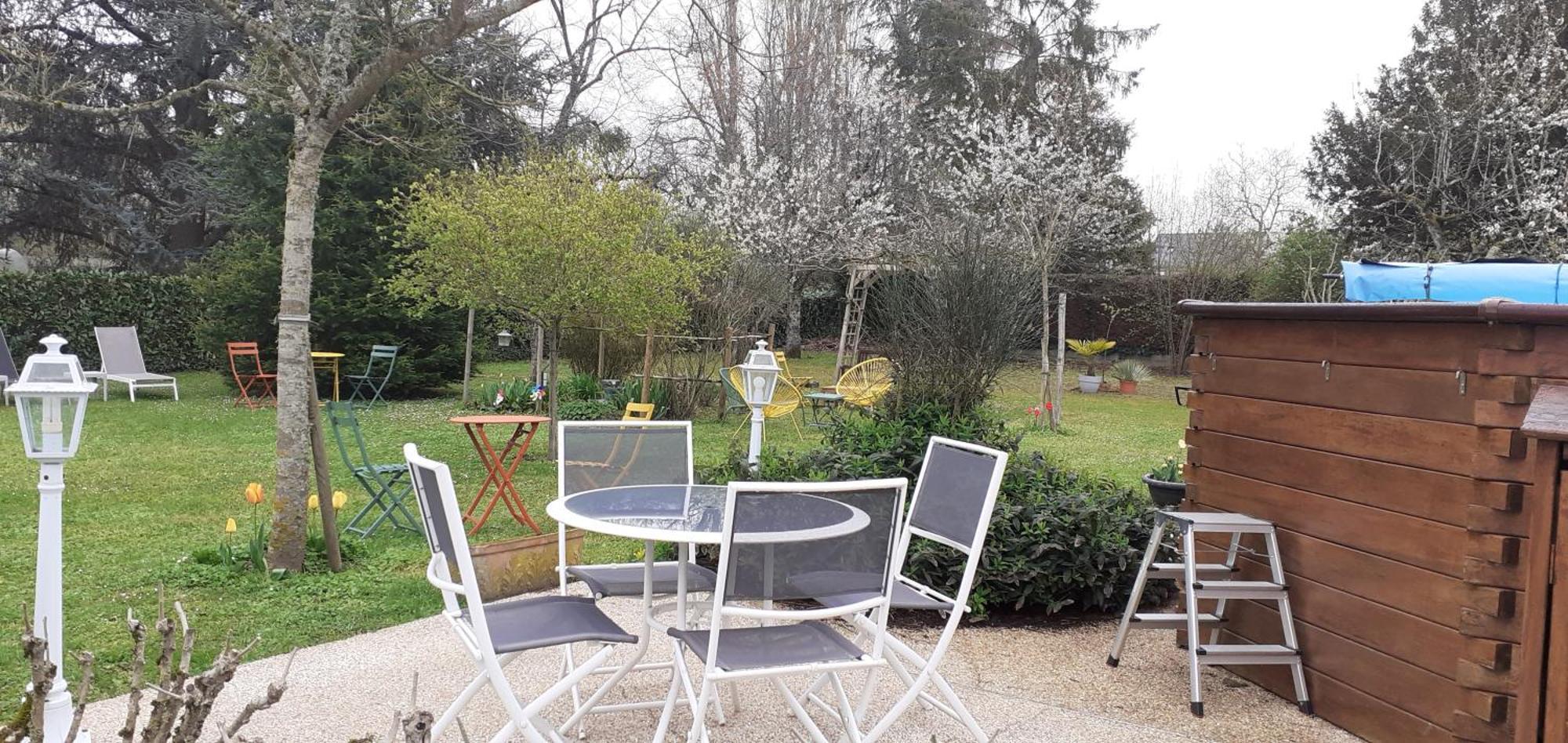 Hotel Le Jardin De Josseline à Amboise Extérieur photo